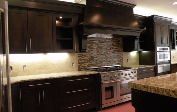 Trail of Woods<br></noscript>Custom Cabinets